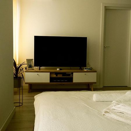 Lara 65 - Cozy & Modern Apartment @ Conest Iasi Eksteriør bilde
