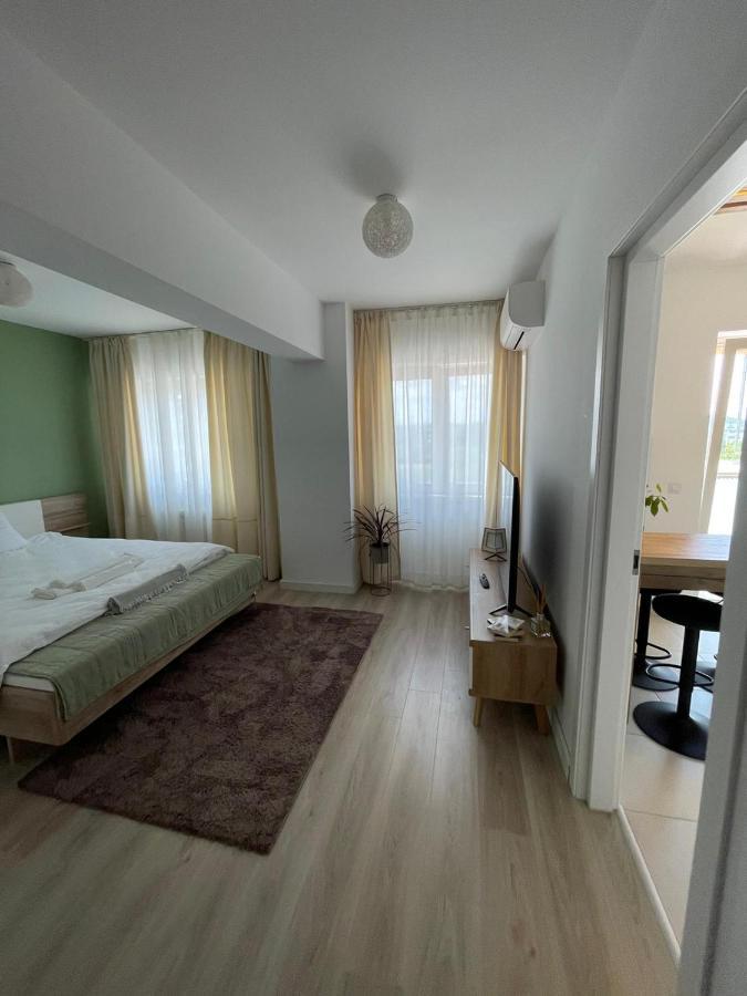 Lara 65 - Cozy & Modern Apartment @ Conest Iasi Eksteriør bilde