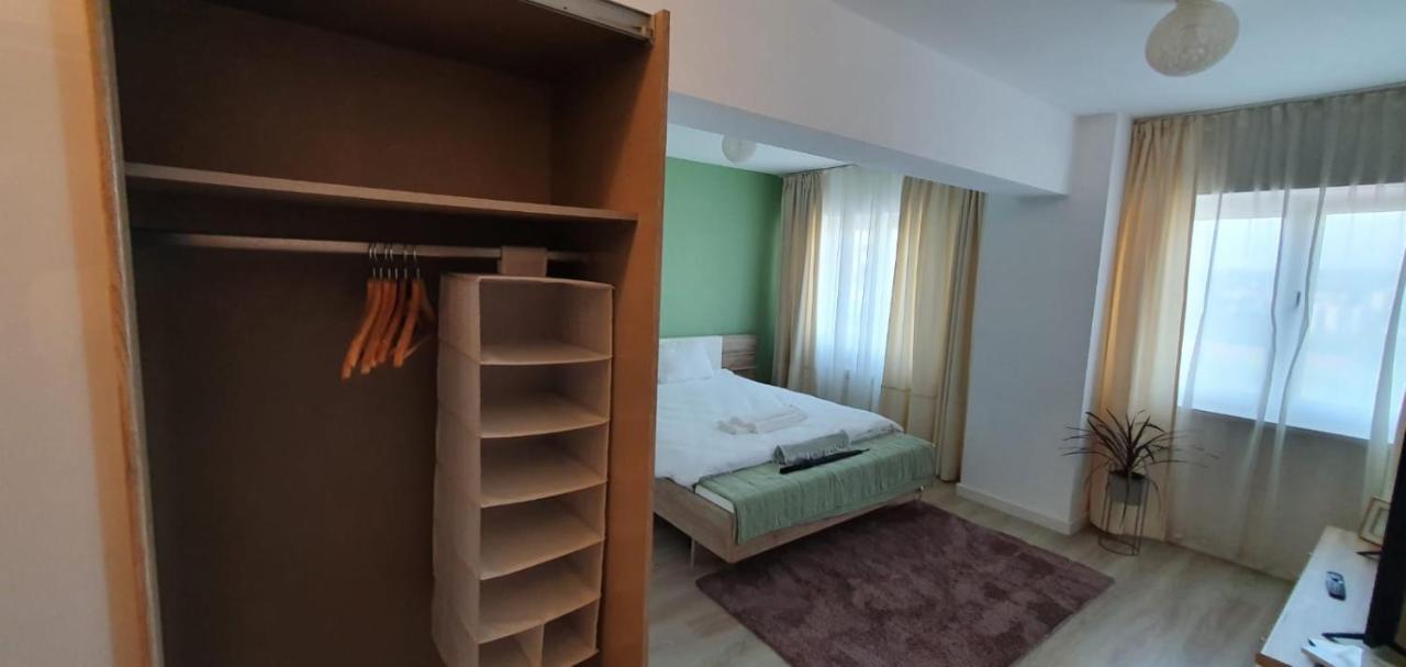 Lara 65 - Cozy & Modern Apartment @ Conest Iasi Eksteriør bilde