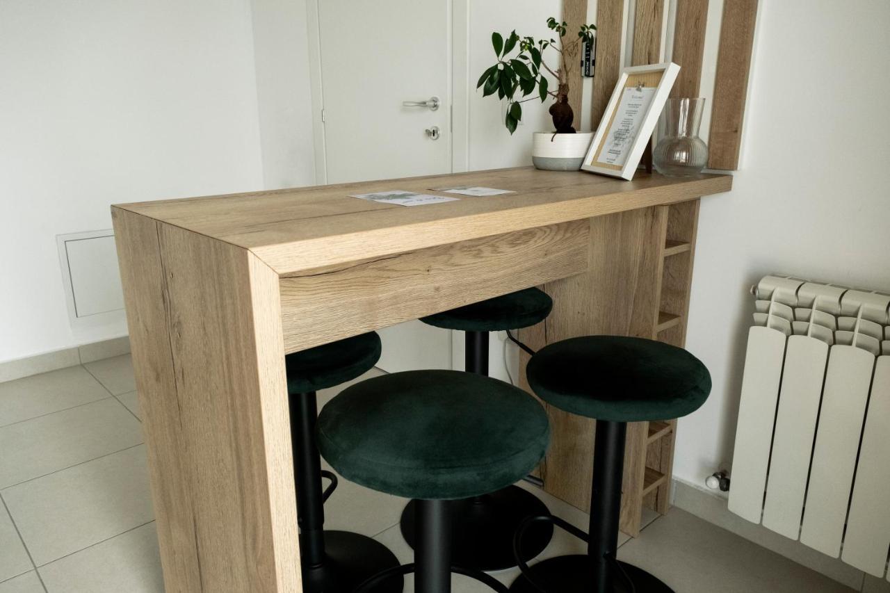Lara 65 - Cozy & Modern Apartment @ Conest Iasi Eksteriør bilde